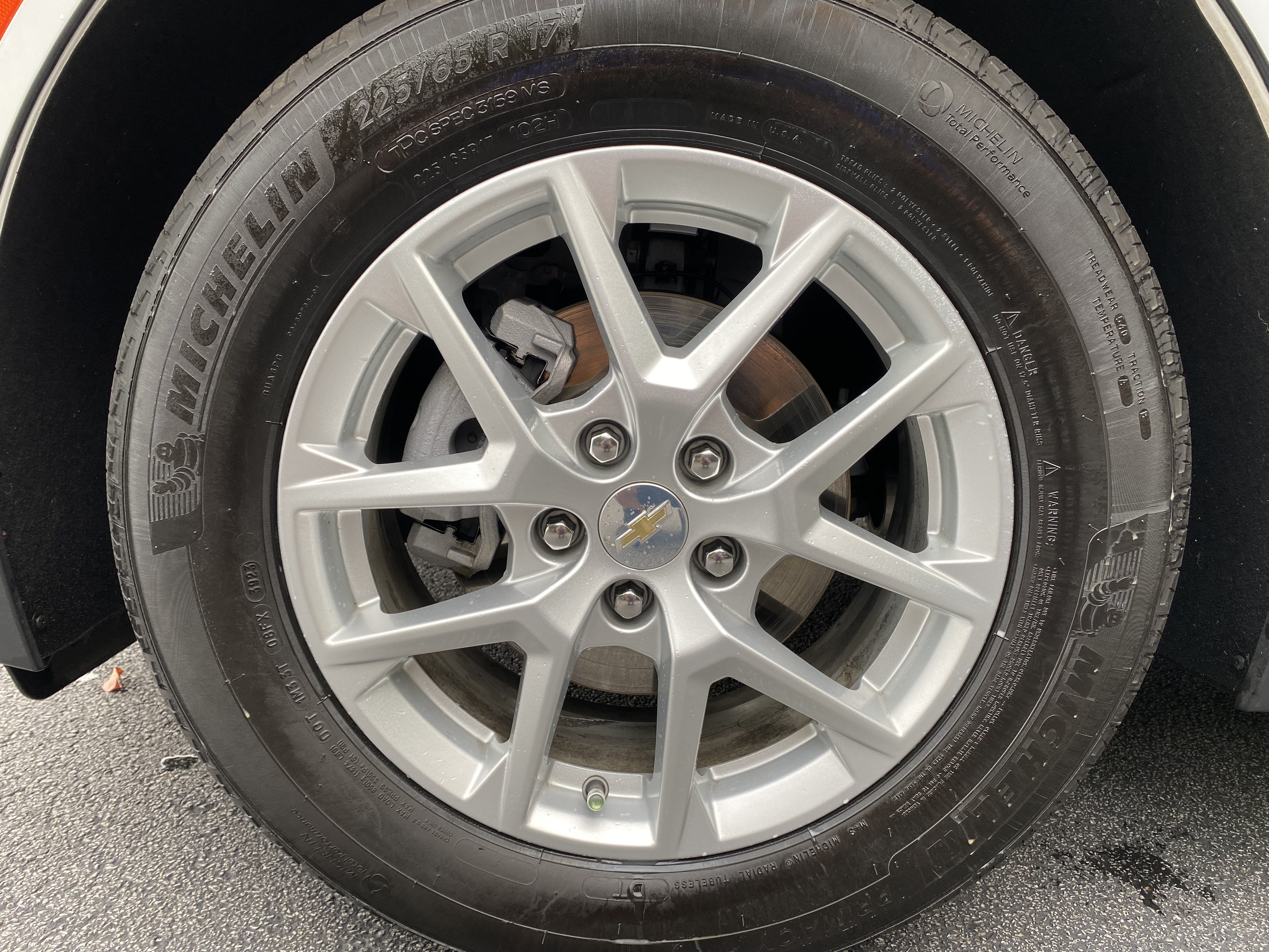 Used 2024 Chevrolet Equinox LS FWD image 40