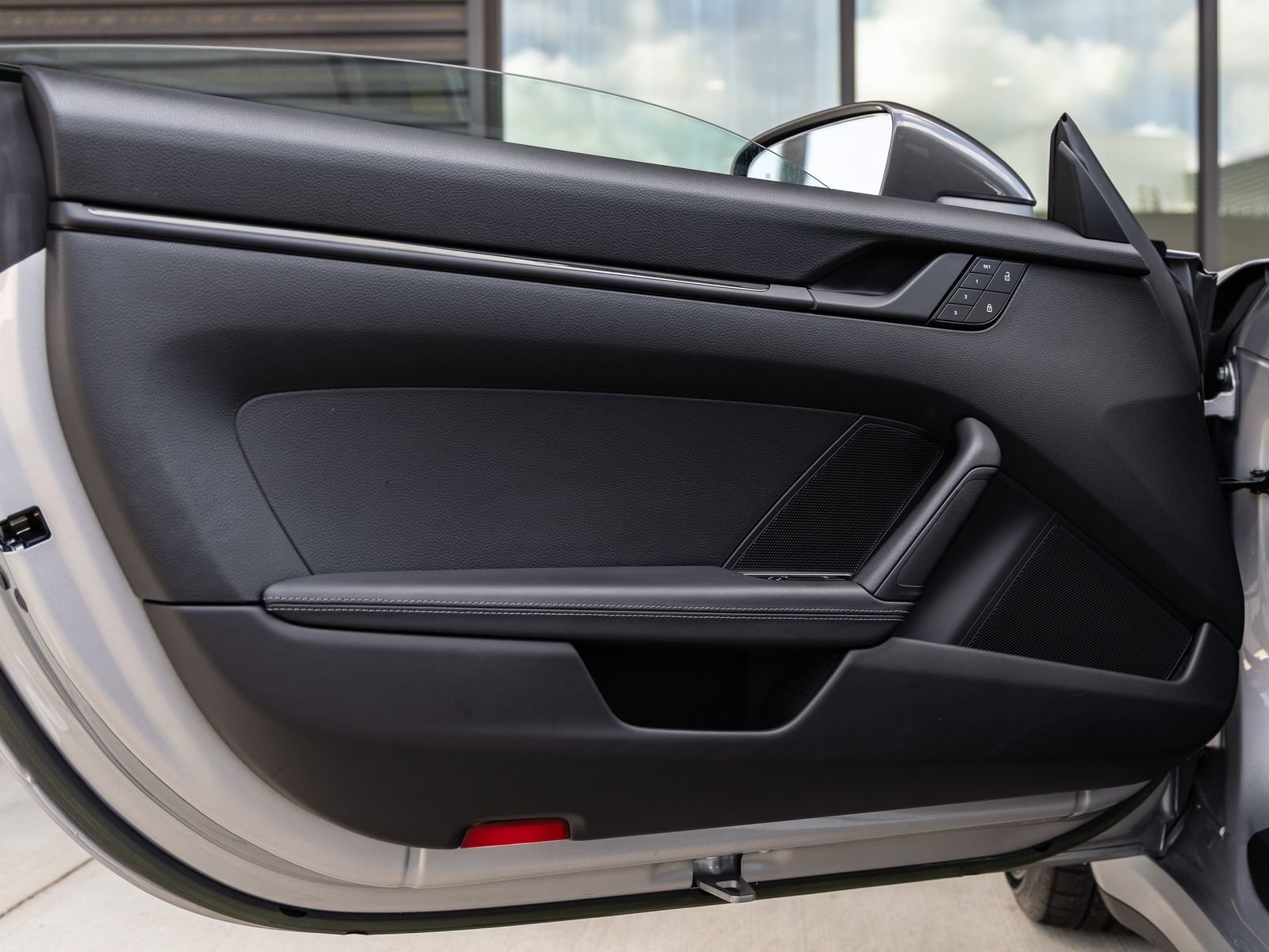 Certified 2023 Porsche 911 Carrera T RWD image 23
