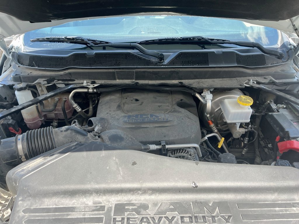 Used 2024 RAM 2500 Tradesman w/ Chrome Appearance Group AWD/4WD image 28