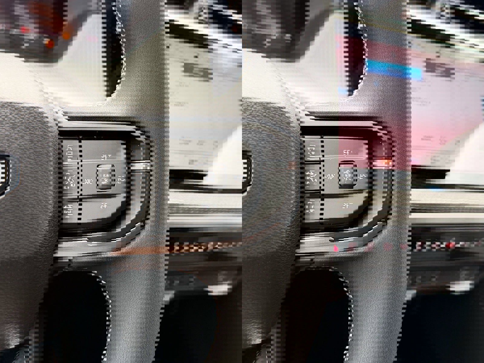 New 2026 Jeep Cherokee Laredo image 11