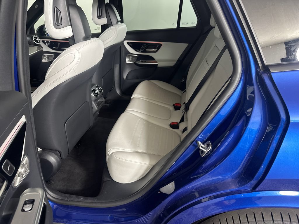 Certified 2024 Mercedes-Benz GLC 300 image 23