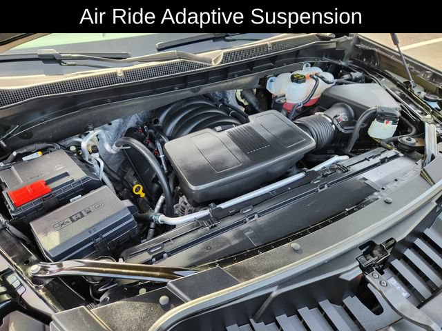 Used 2026 Chevrolet Suburban Z71 AWD/4WD image 16