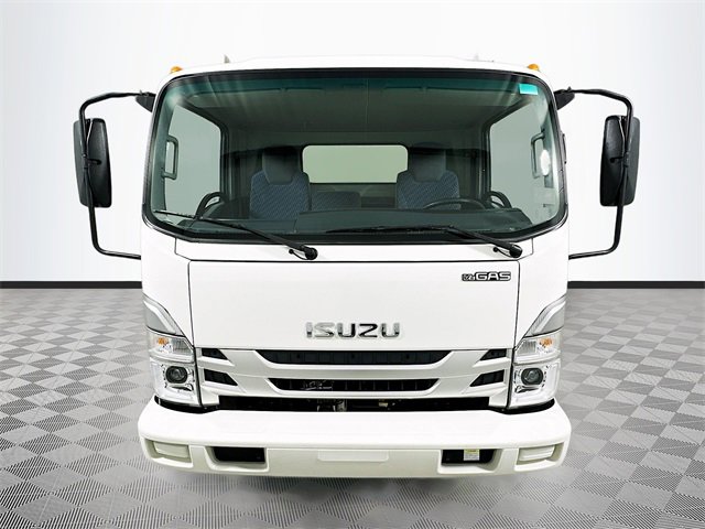 Used 2024 Isuzu NPR image 2