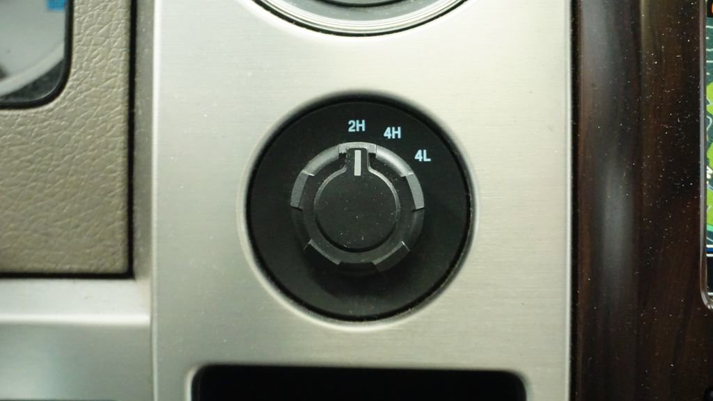 Used 2010 Ford F150 Platinum image 24