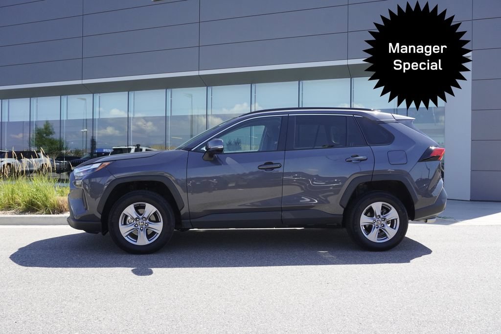 Used 2025 Toyota RAV4 XLE AWD/4WD image 8