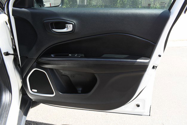 Used 2019 Jeep Compass High Altitude AWD/4WD image 23