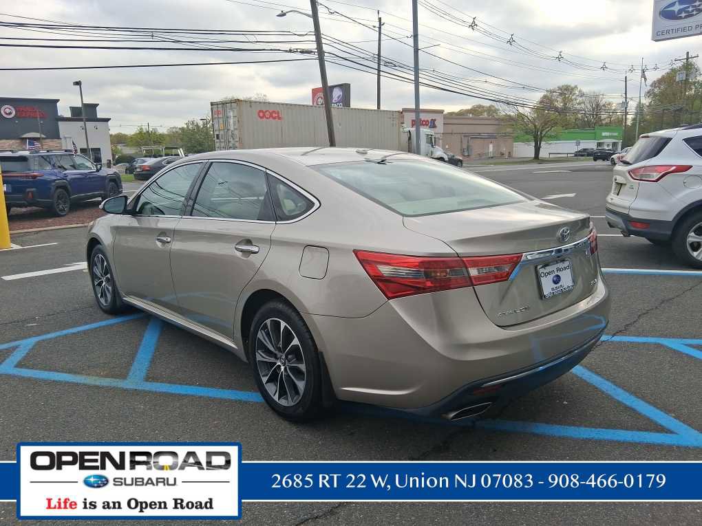 Used 2016 Toyota Avalon XLE FWD image 5