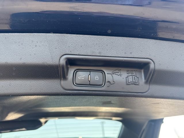 Used 2021 Ford Explorer ST image 29