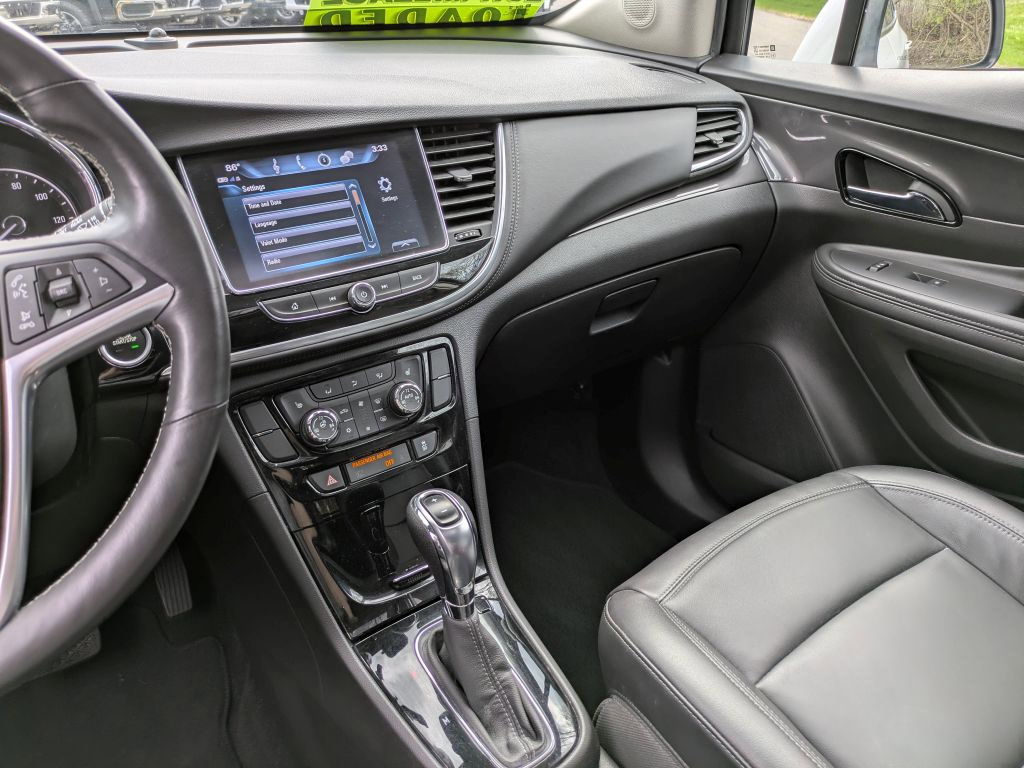 Used 2019 Buick Encore Essence w/ Experience Buick Package image 18