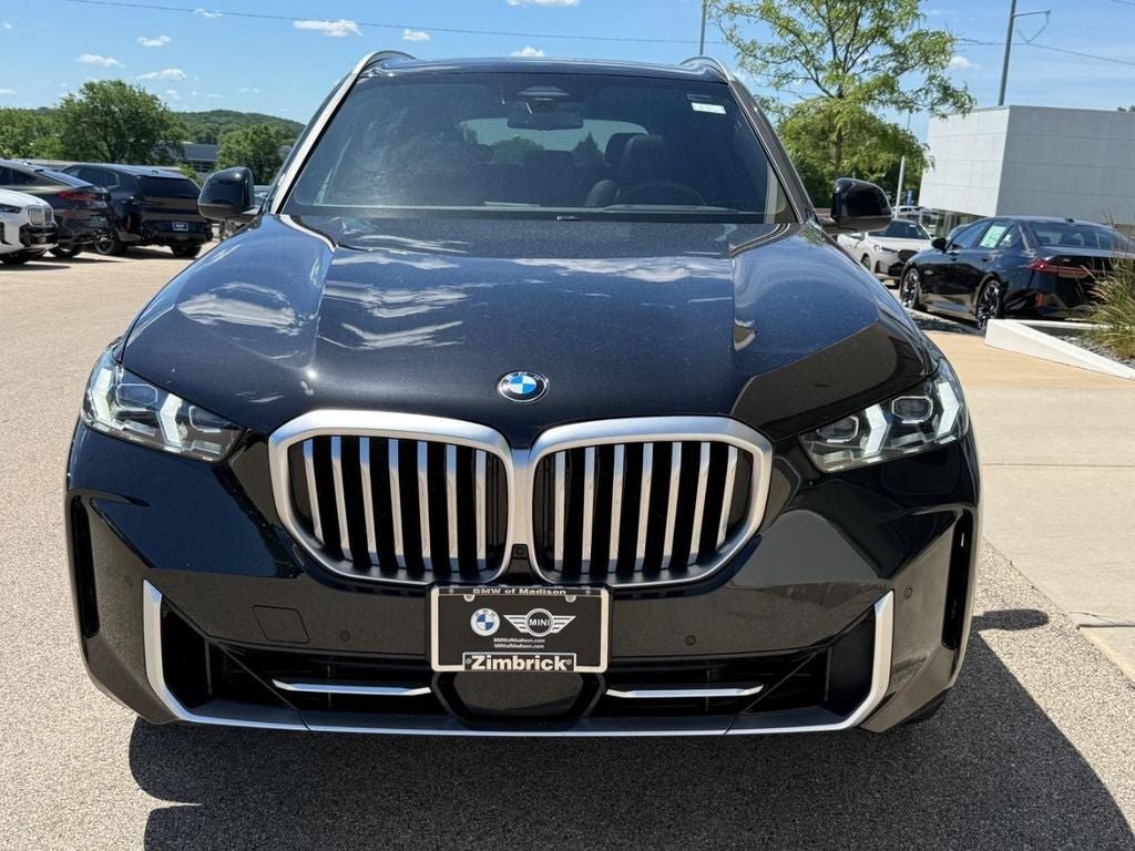 Used 2024 BMW X5 xDrive40i w/ Premium Package AWD/4WD image 9