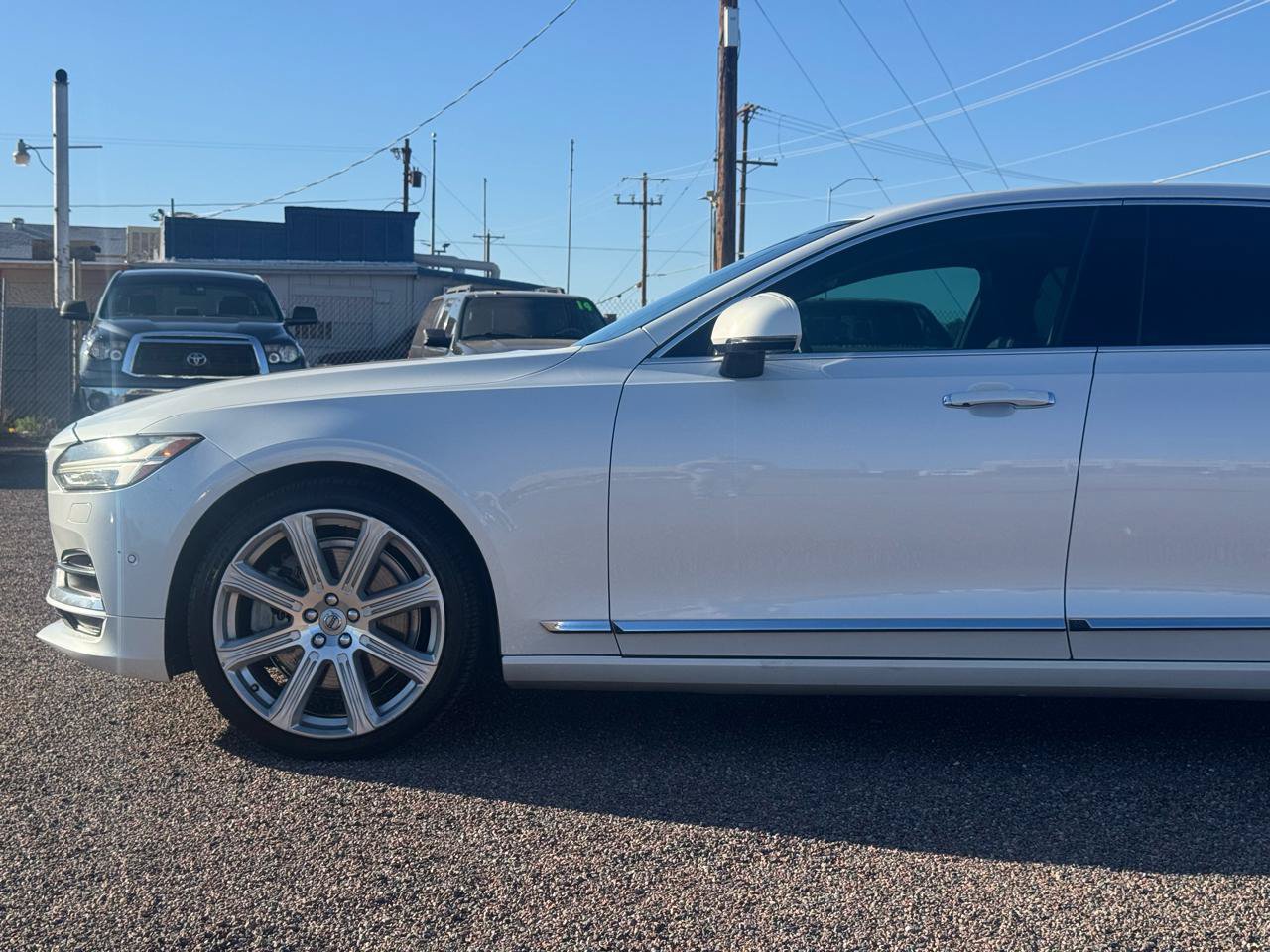 Used 2018 Volvo S90 T6 Inscription w/ Convenience Package AWD/4WD image 4