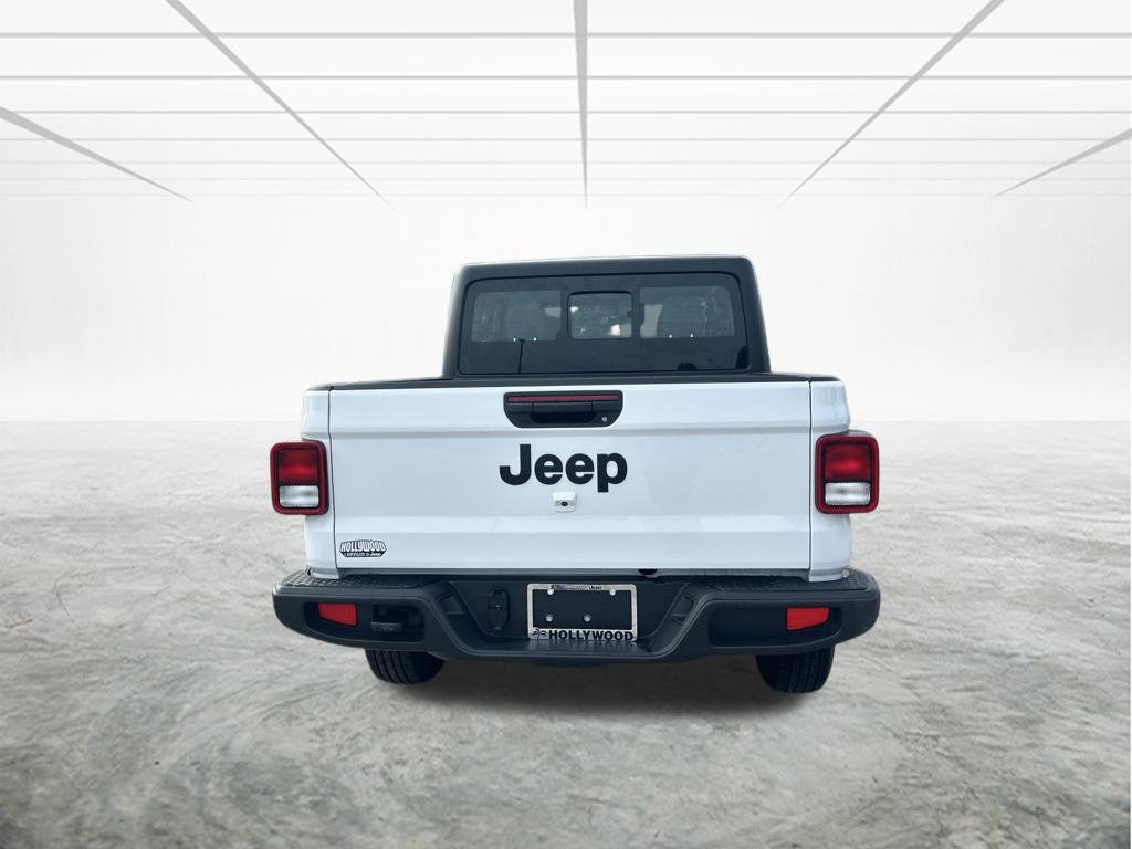 Used 2026 Jeep Gladiator Sport AWD/4WD image 5