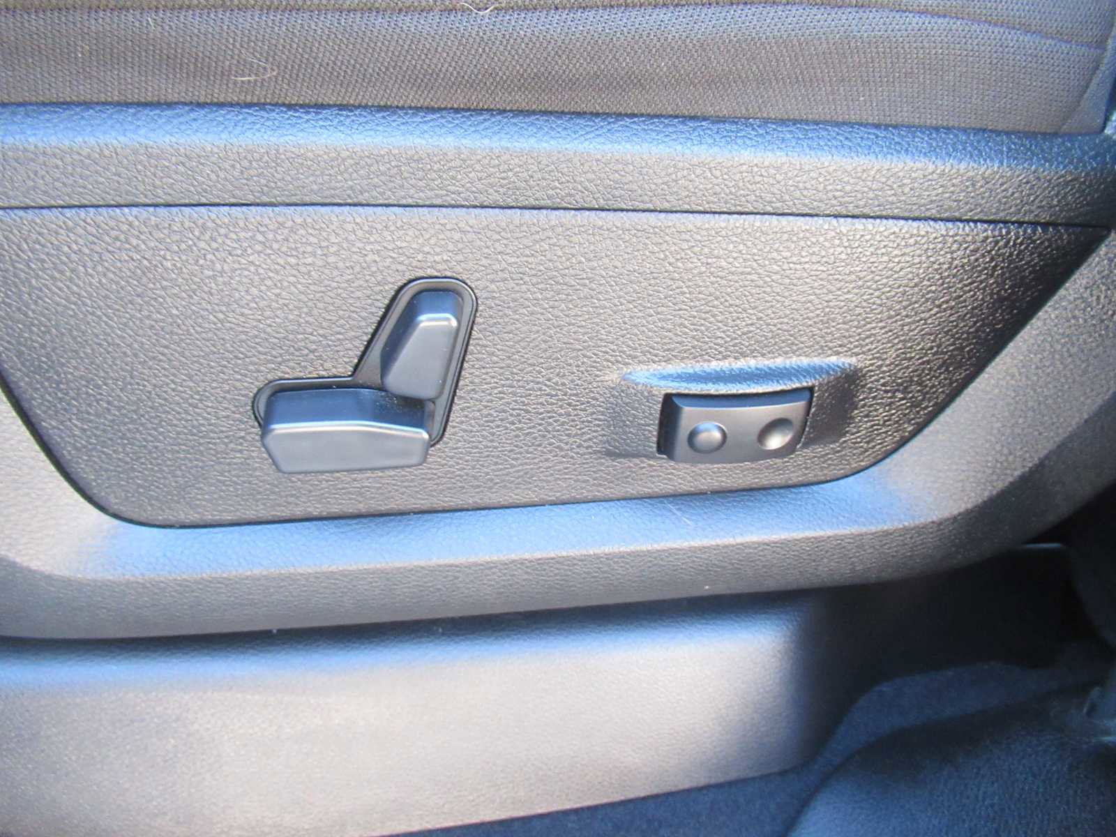 Used 2024 RAM 2500 Big Horn image 25