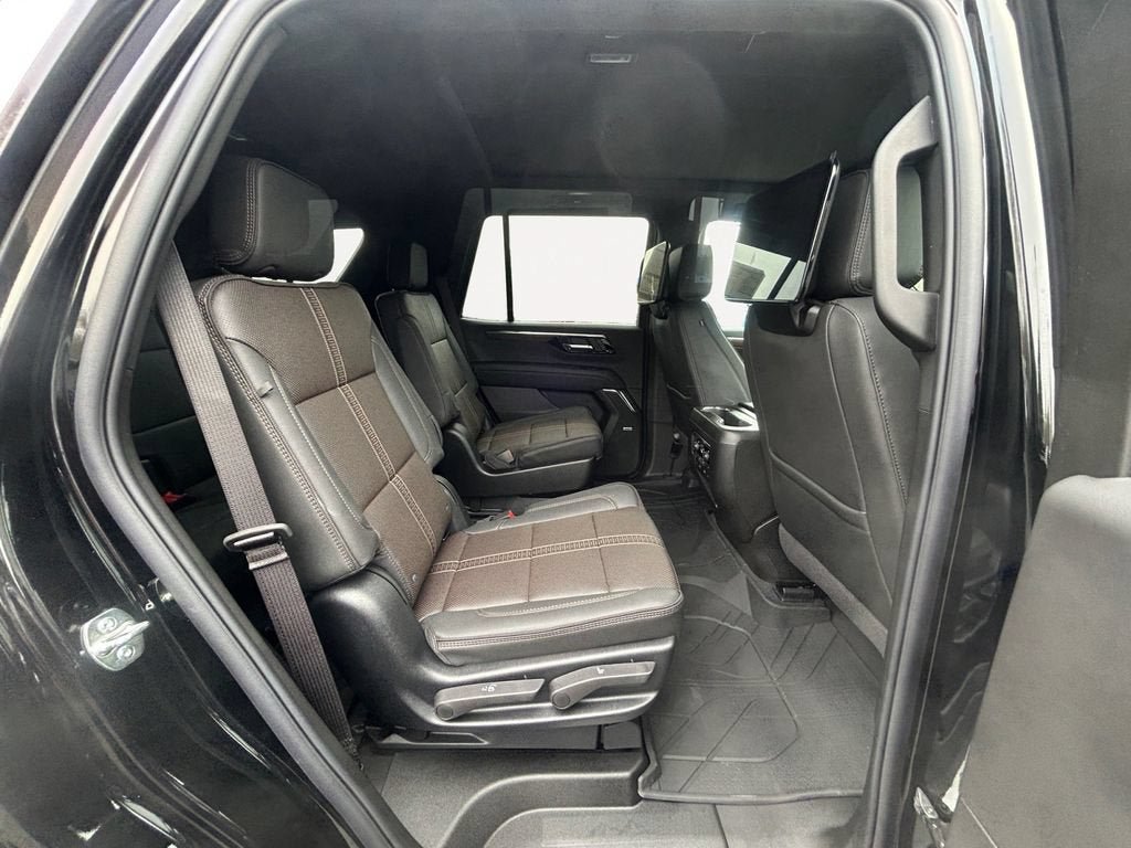 New 2026 Chevrolet Tahoe High Country AWD/4WD image 11