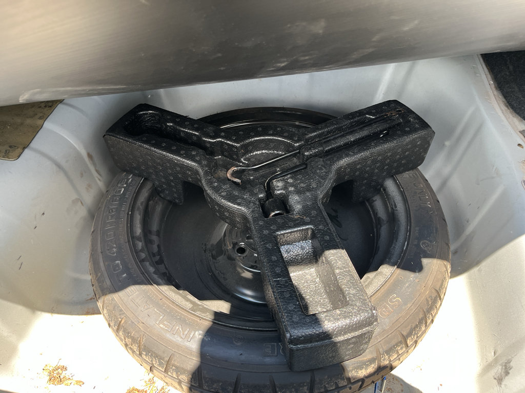 Used 2016 Nissan Sentra S FWD image 38