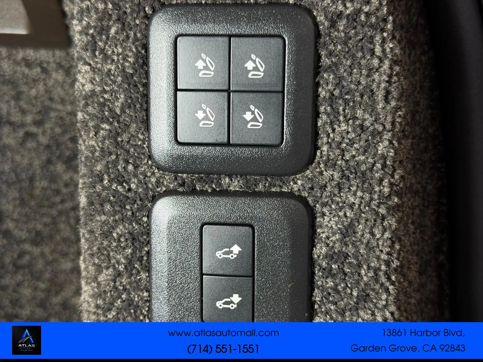 Used 2018 Land Rover Range Rover Supercharged AWD/4WD image 14
