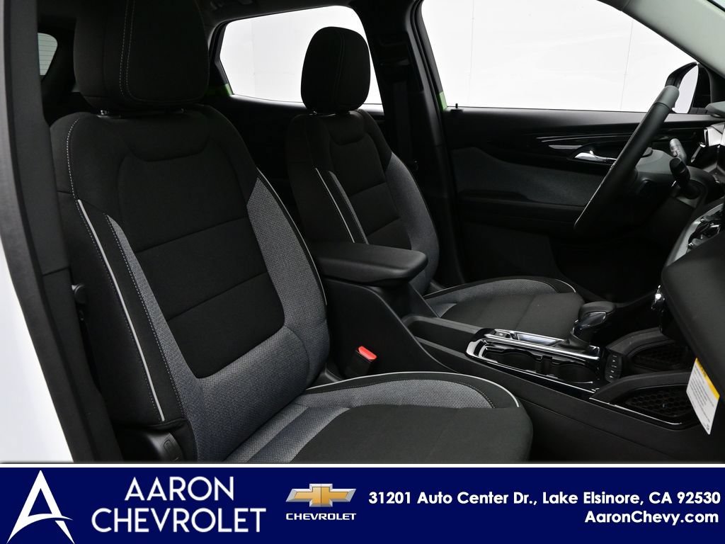 New 2026 Chevrolet TrailBlazer LT w/ Convenience Package FWD image 10