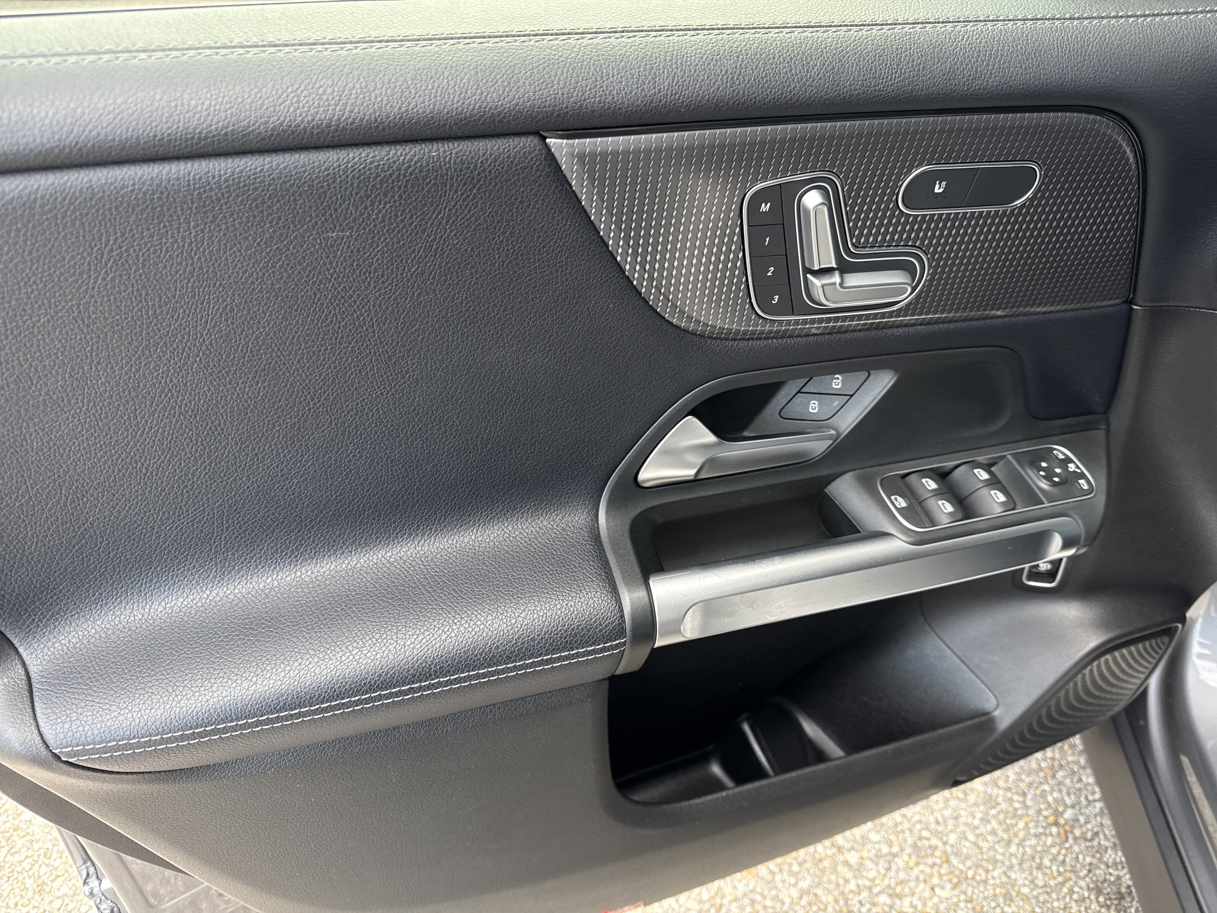 Certified 2020 Mercedes-Benz GLB 250 4MATIC image 7