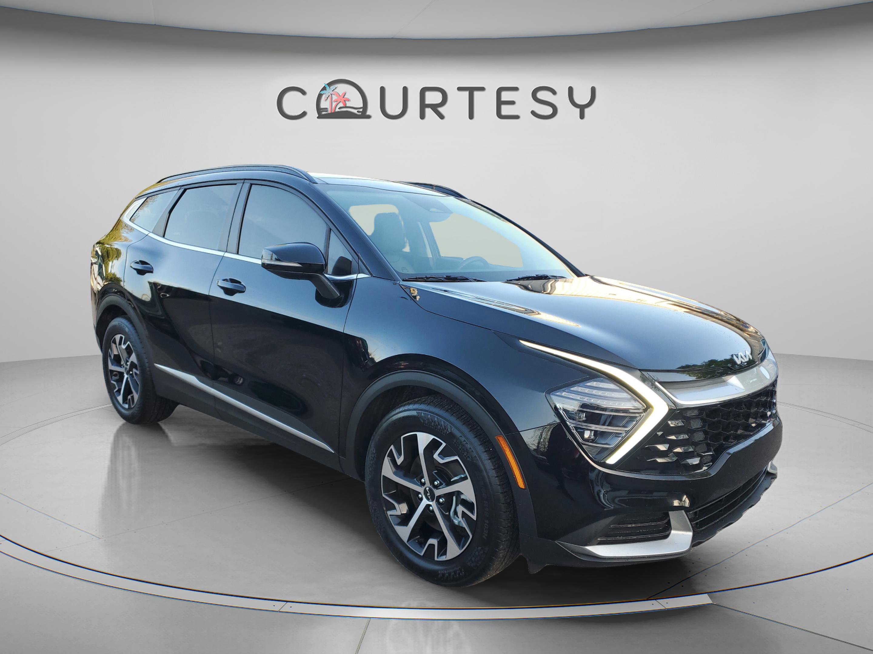 Certified 2025 Kia Sportage EX w/ Premium Package image 5