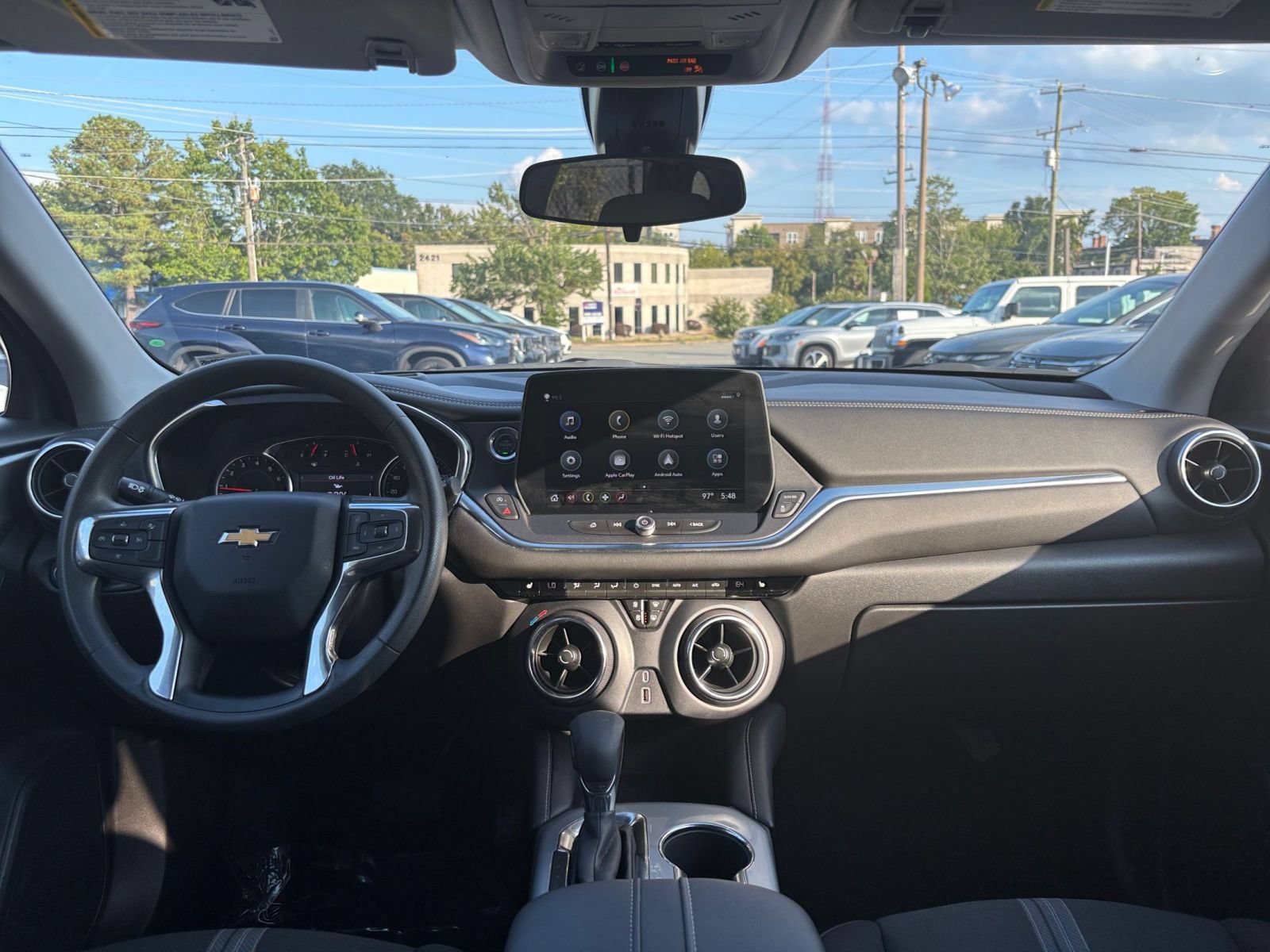 Used 2025 Chevrolet Blazer LT FWD image 33