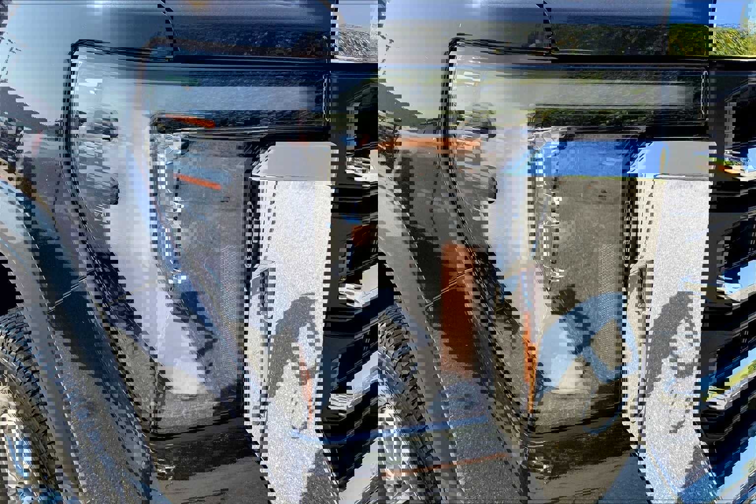 New 2025 GMC Sierra 3500 SLT w/ SLT Premium Package image 13