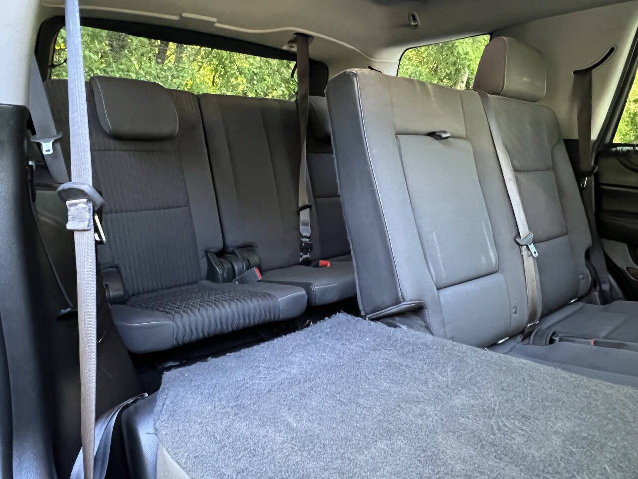 Used 2015 Chevrolet Tahoe LS w/ Driver Alert Package AWD/4WD image 9