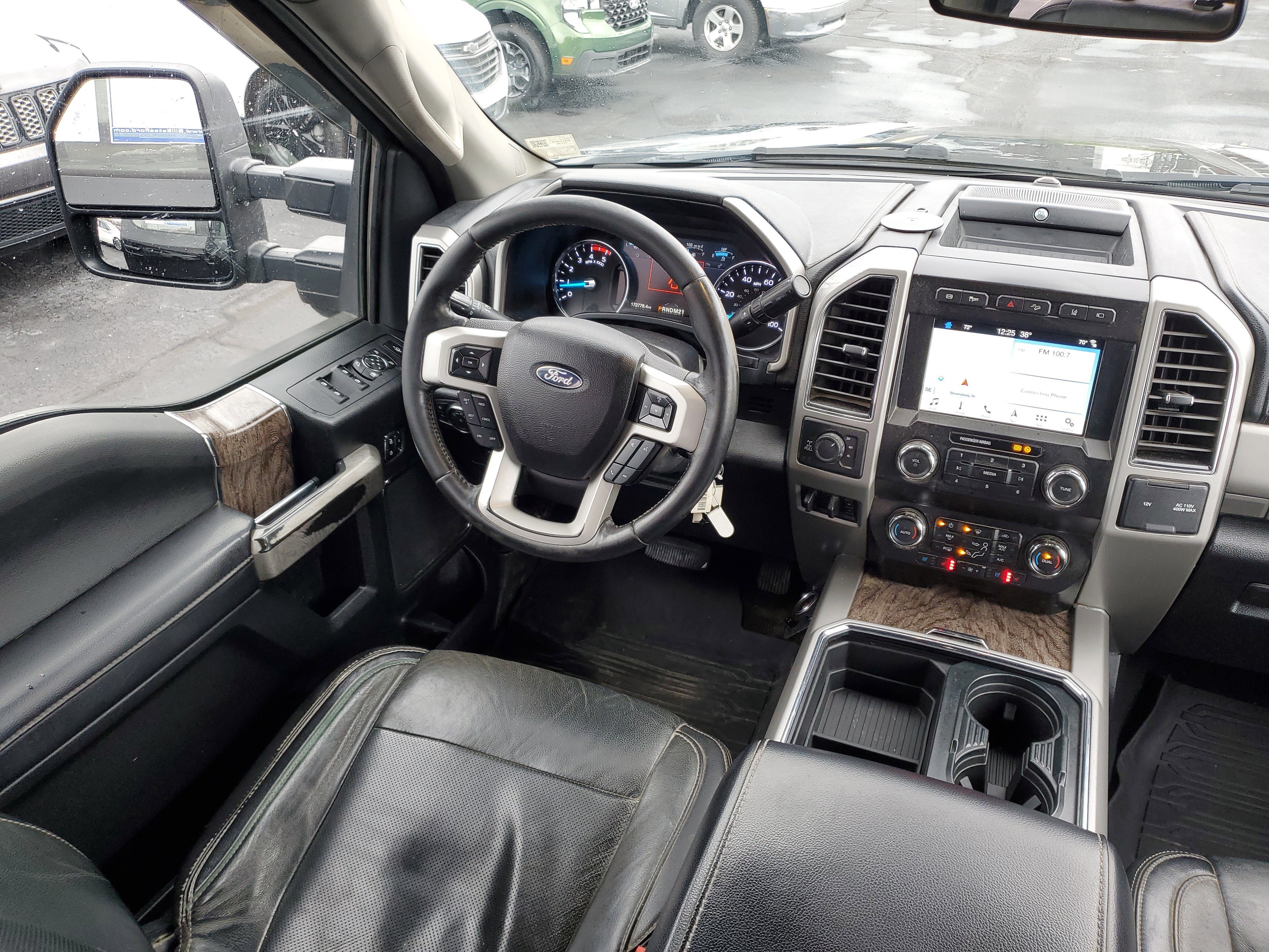 Used 2019 Ford F350 Lariat image 12