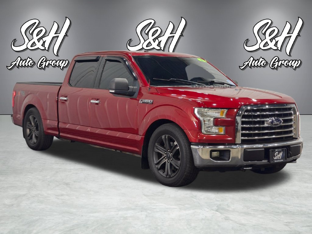 Used 2015 Ford F150 XLT w/ Equipment Group 302A Luxury AWD/4WD image 2