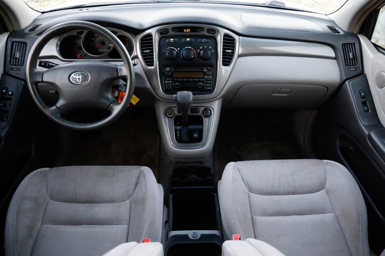 Used 2001 Toyota Highlander 2WD image 2