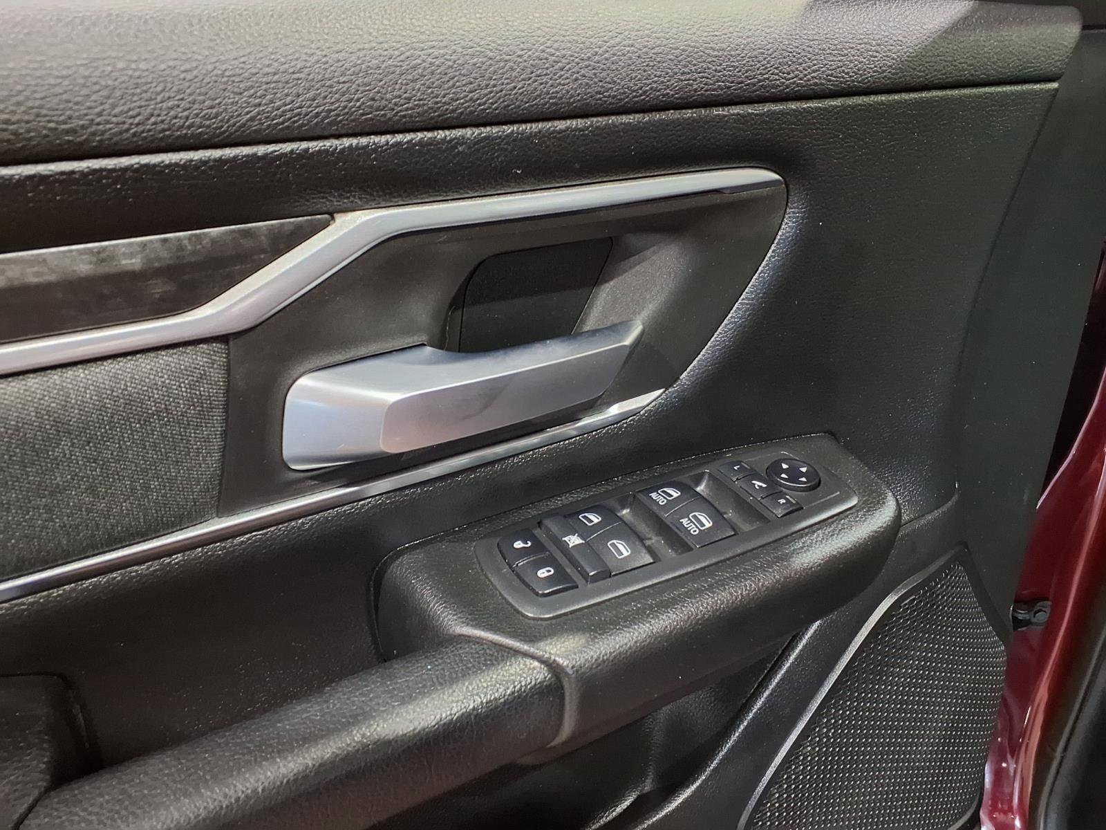 Used 2019 RAM 1500 Big Horn AWD/4WD image 16