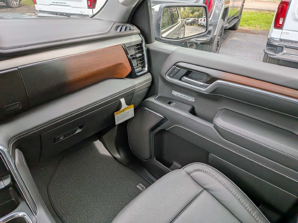 New 2026 GMC Sierra 1500 Denali AWD/4WD image 17