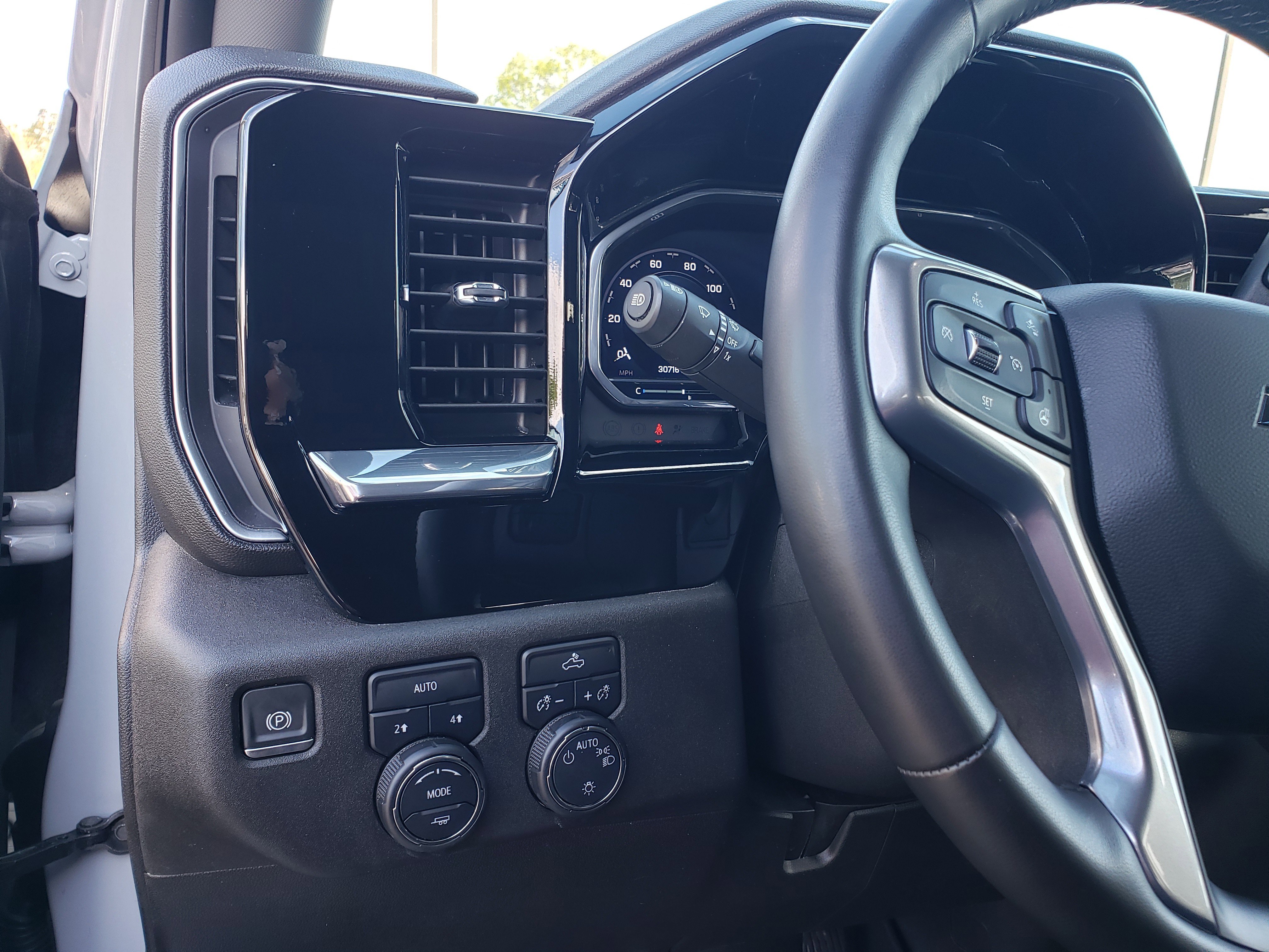 Used 2024 Chevrolet Silverado 1500 LT w/ Protection Package image 12