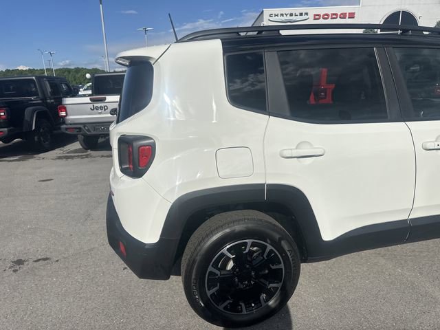 Used 2023 Jeep Renegade Trailhawk w/ Trailhawk Elite Group AWD/4WD image 8