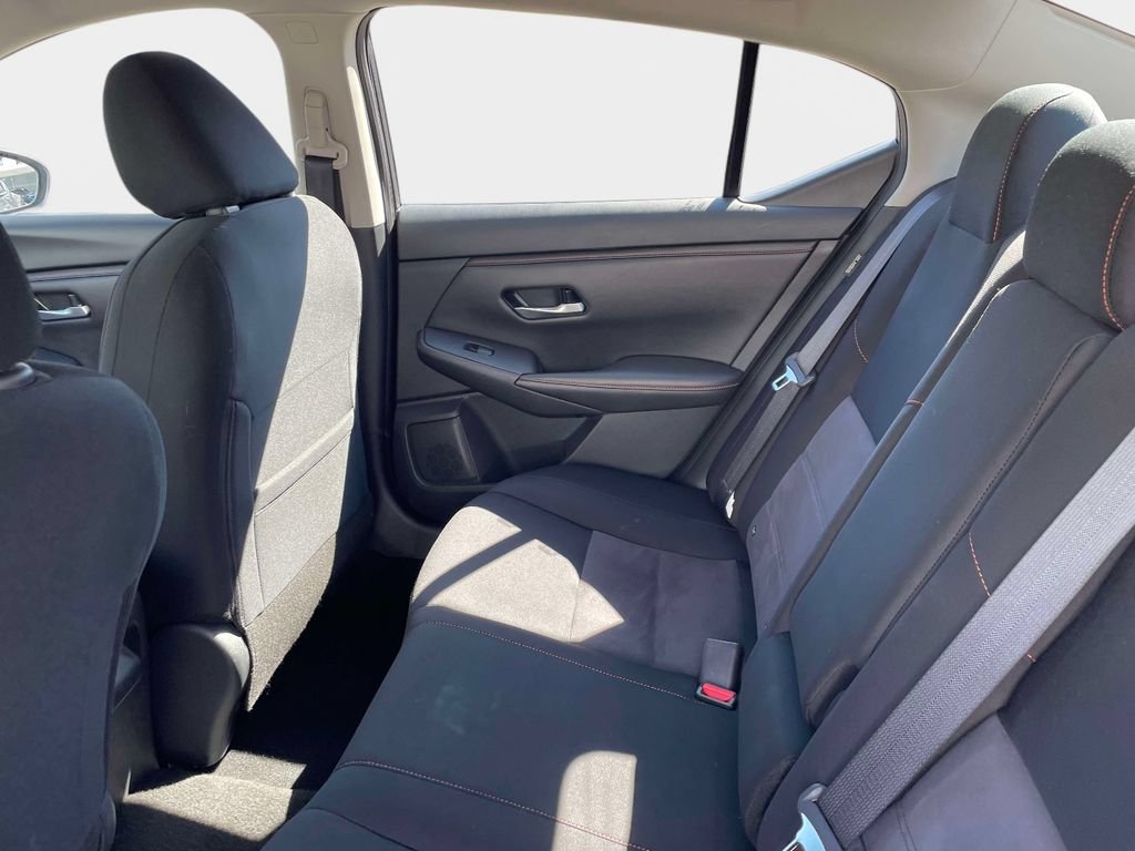 Used 2025 Nissan Sentra SR FWD image 16