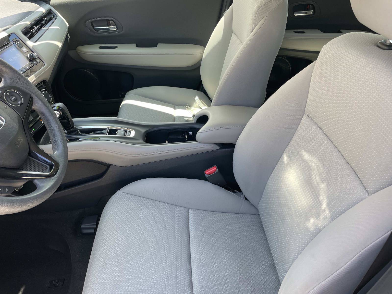 Used 2019 Honda HR-V LX image 13
