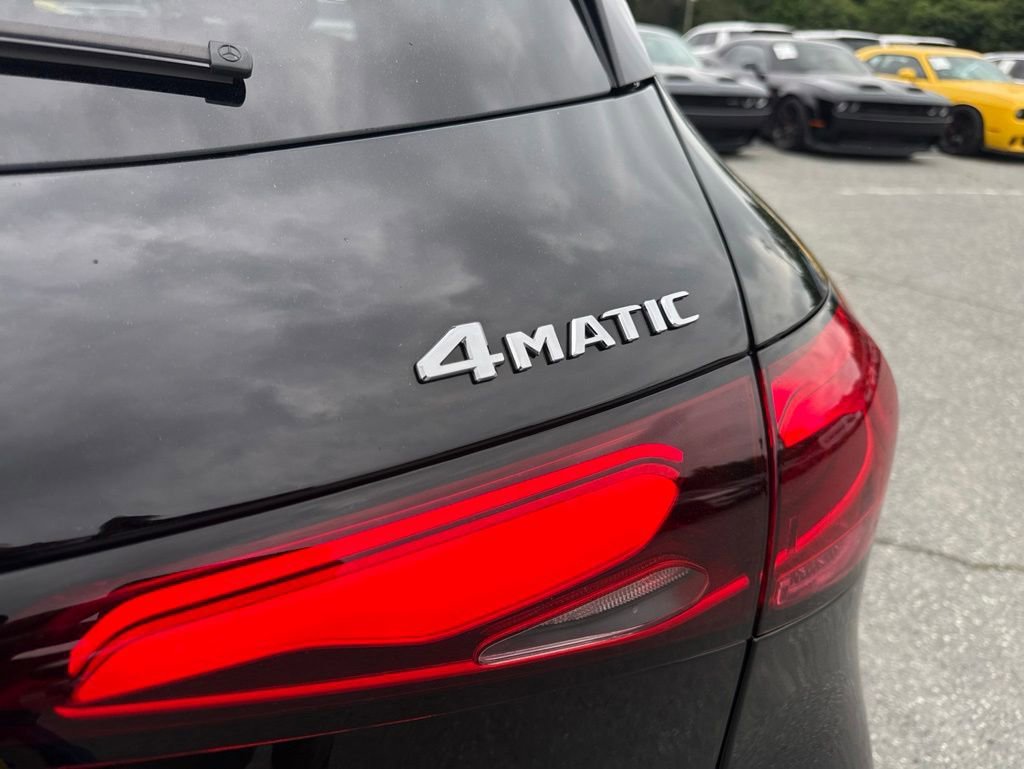 Used 2023 Mercedes-Benz GLC 300 4MATIC image 29