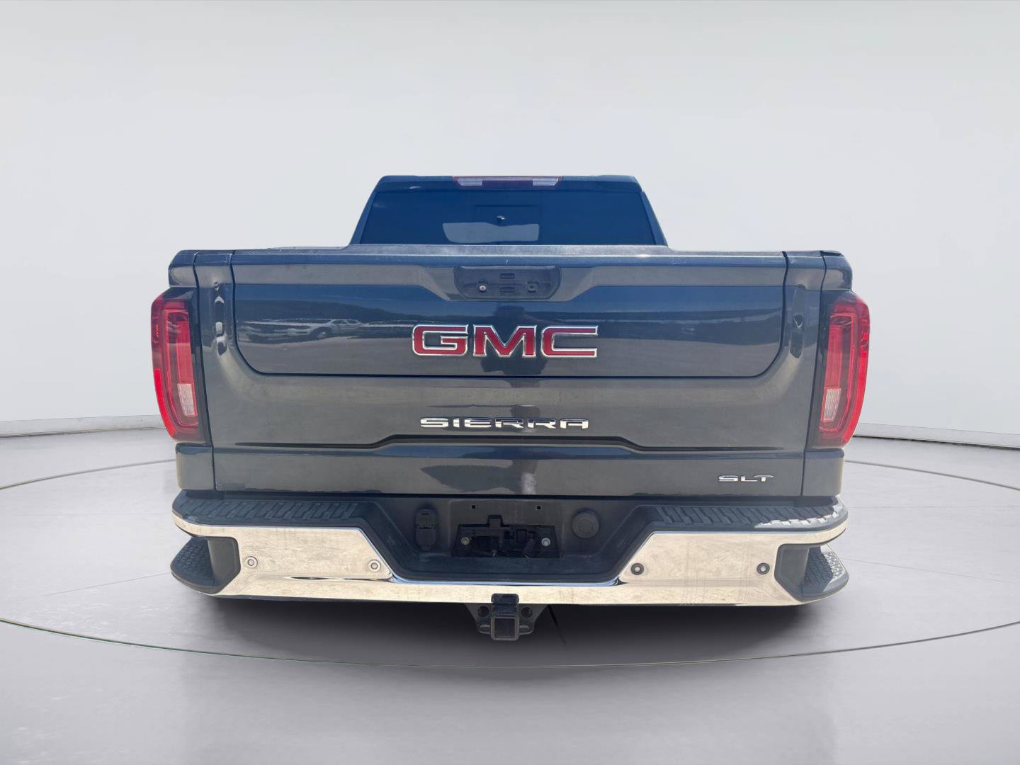 Used 2019 GMC Sierra 1500 SLT RWD image 4