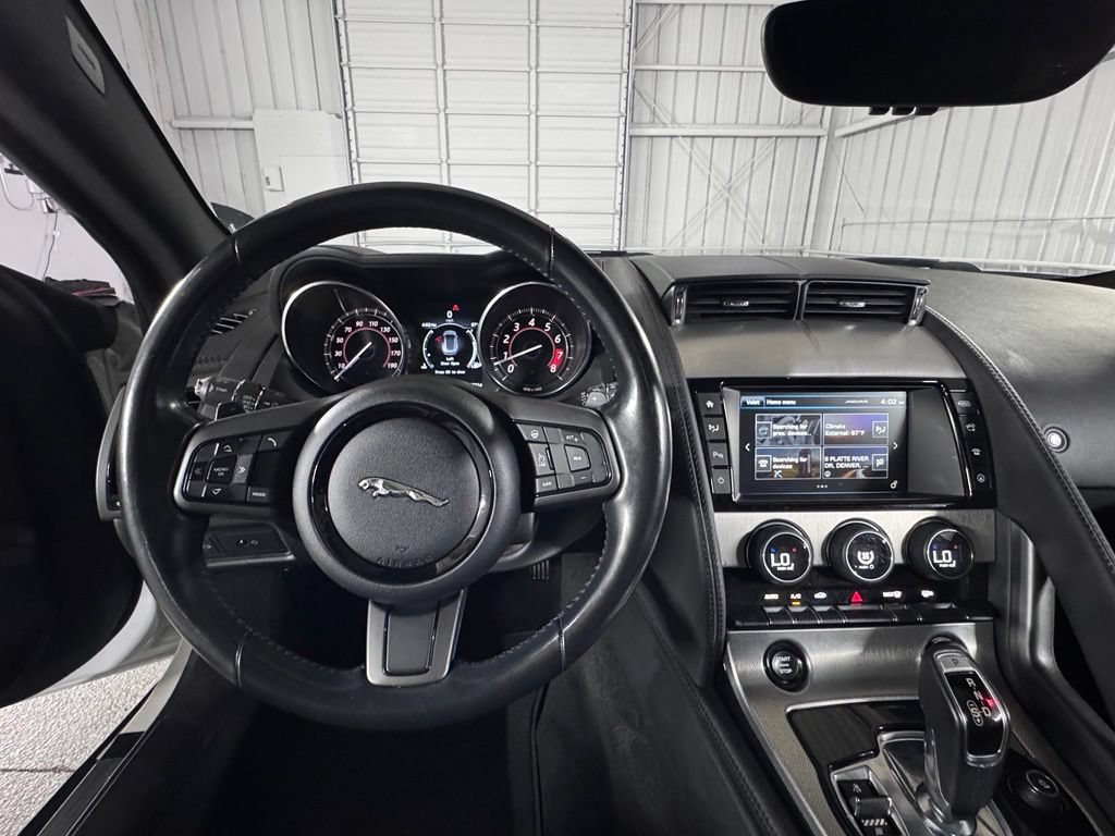 Used 2017 Jaguar F-TYPE Coupe RWD image 19