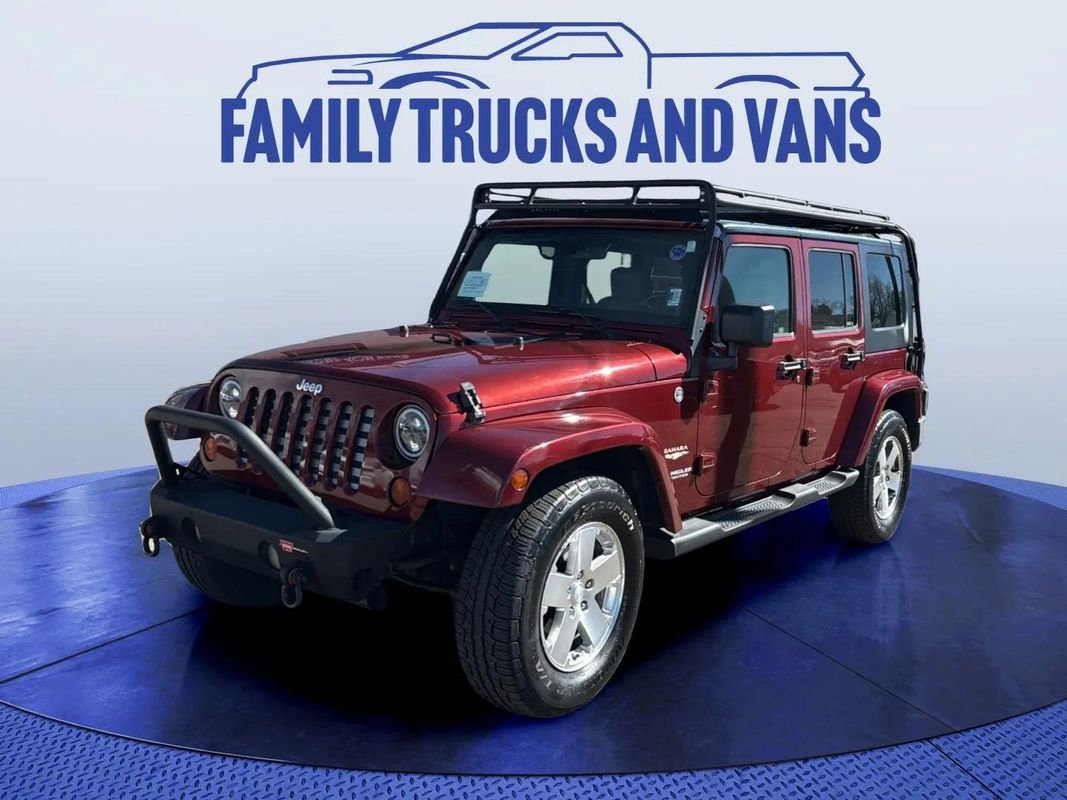 Used 2008 Jeep Wrangler Unlimited Sahara w/ Dual Top Group AWD/4WD image 1