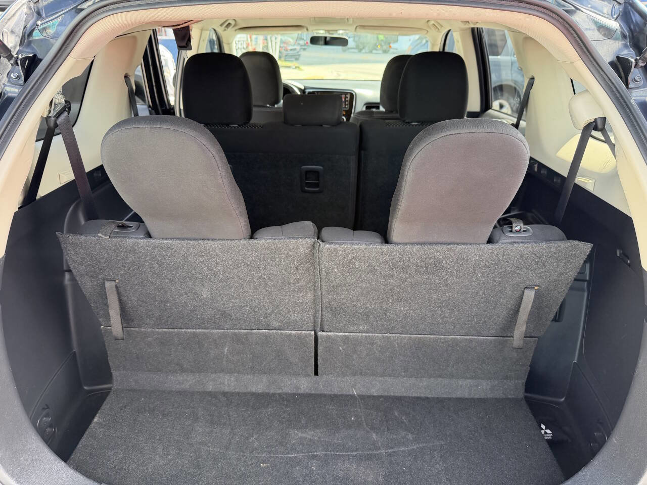 Used 2018 Mitsubishi Outlander LE FWD image 13