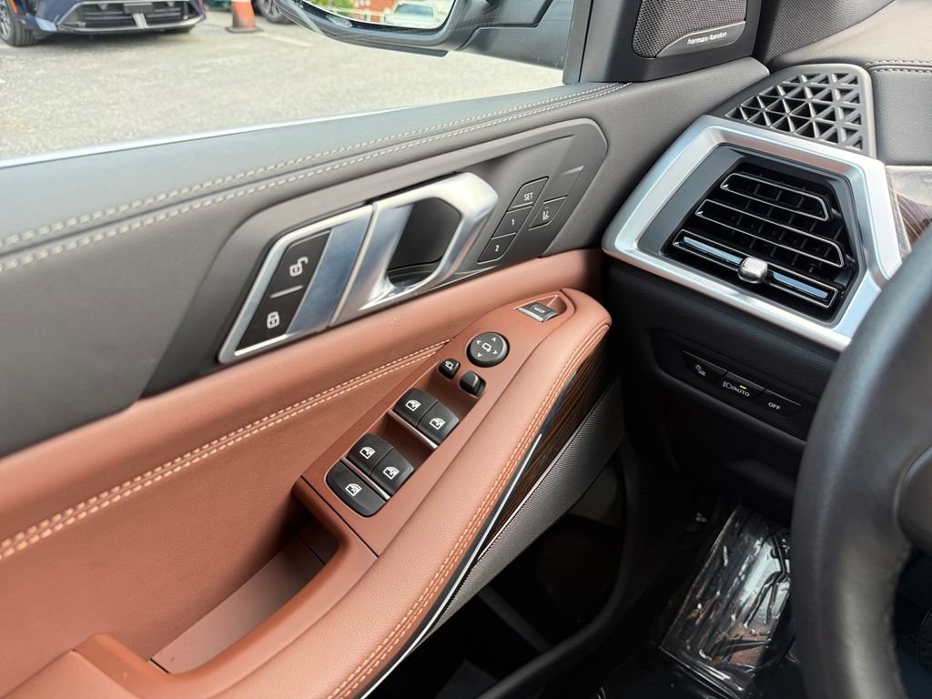 Certified 2026 BMW X5 xDrive40i AWD/4WD image 30