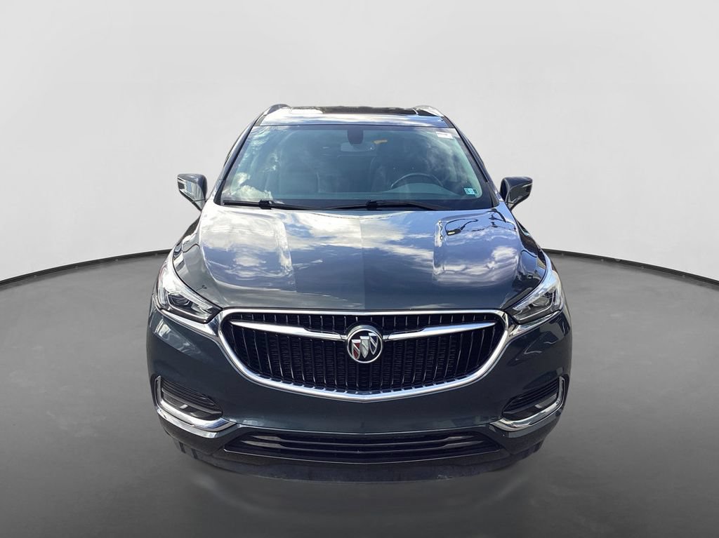 Used 2020 Buick Enclave Essence w/ Sound and Sites Package AWD/4WD image 2