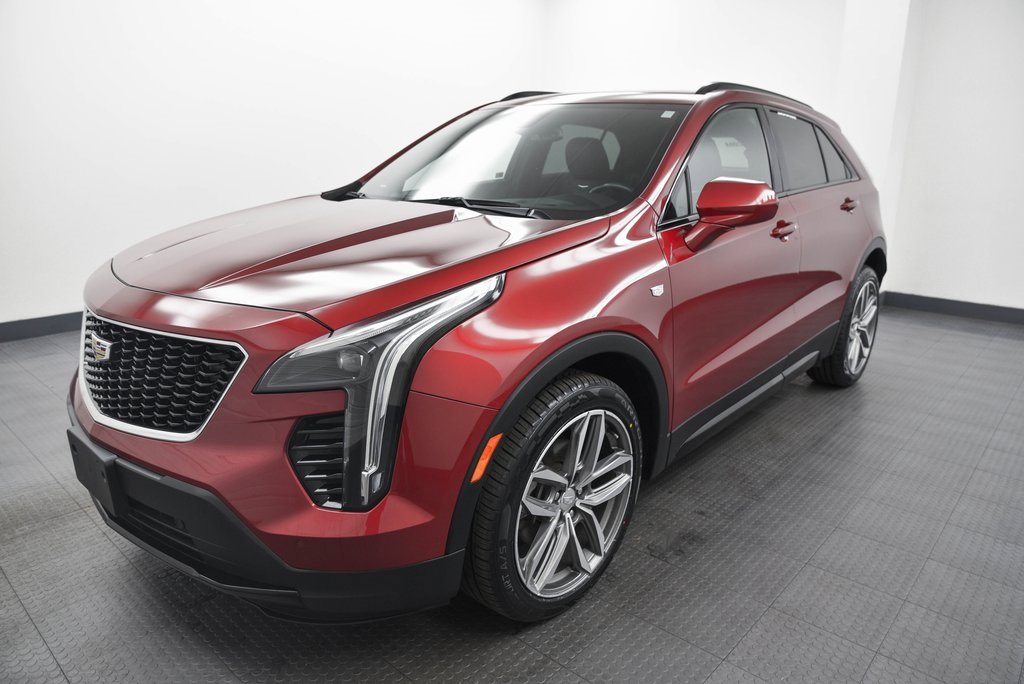 Used 2019 Cadillac XT4 Sport image 3
