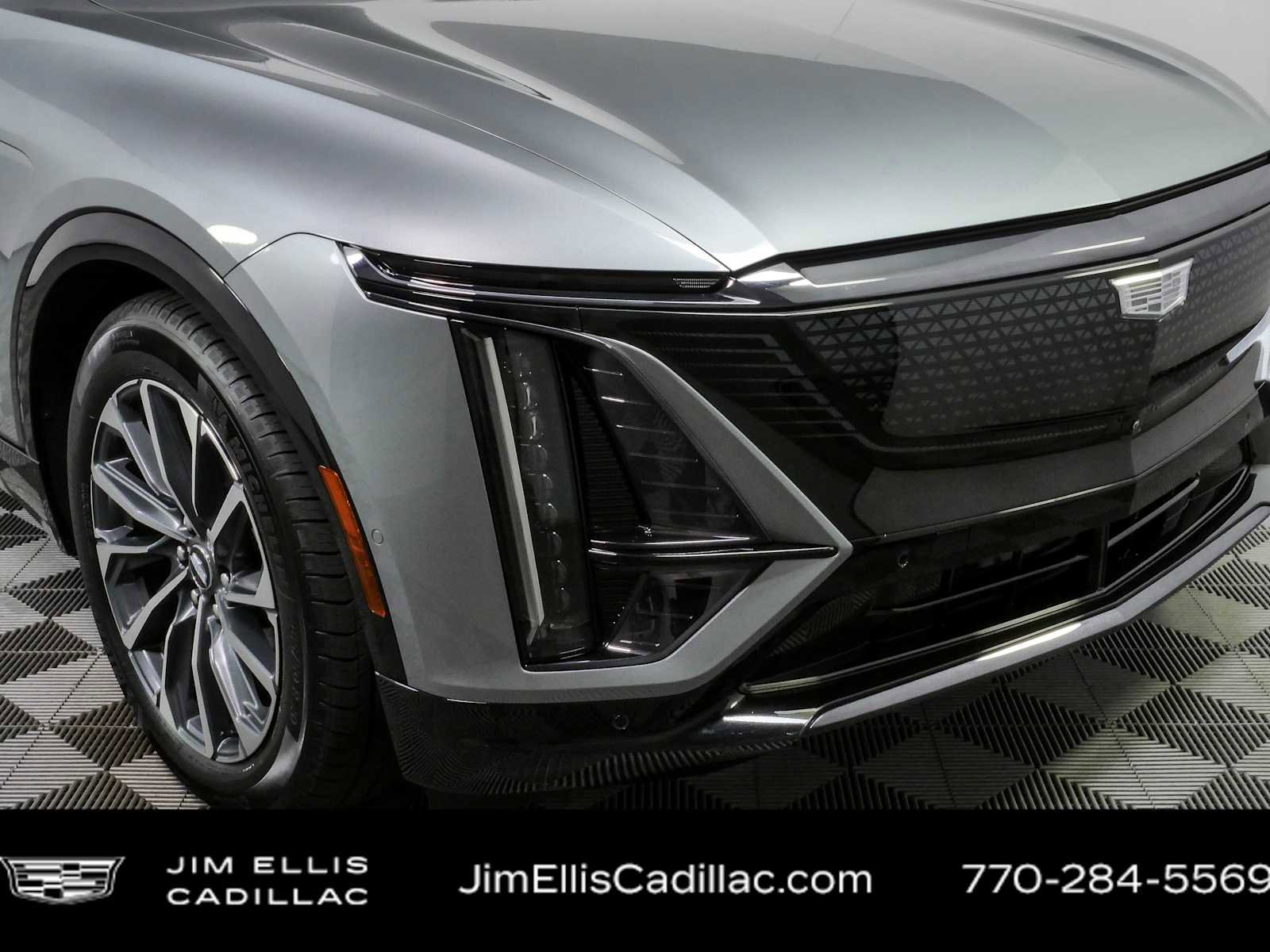 Certified 2024 Cadillac Lyriq Sport AWD/4WD image 37