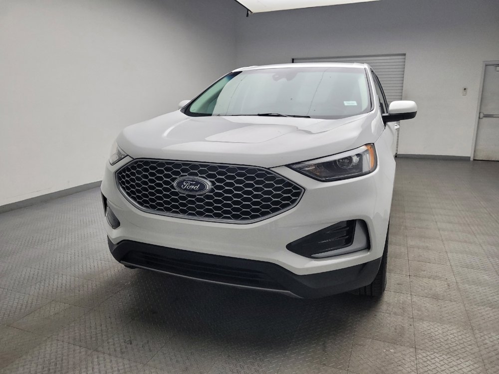 Used 2024 Ford Edge SEL image 15