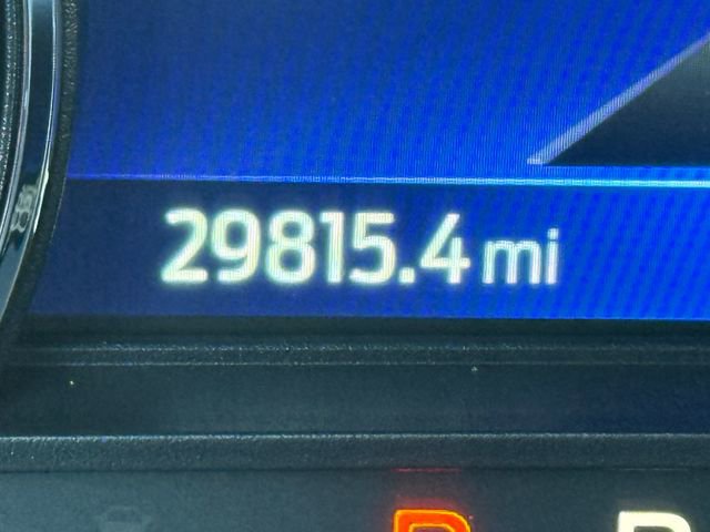 Used 2022 Ford Explorer XLT w/ Equipment Group 202A image 16