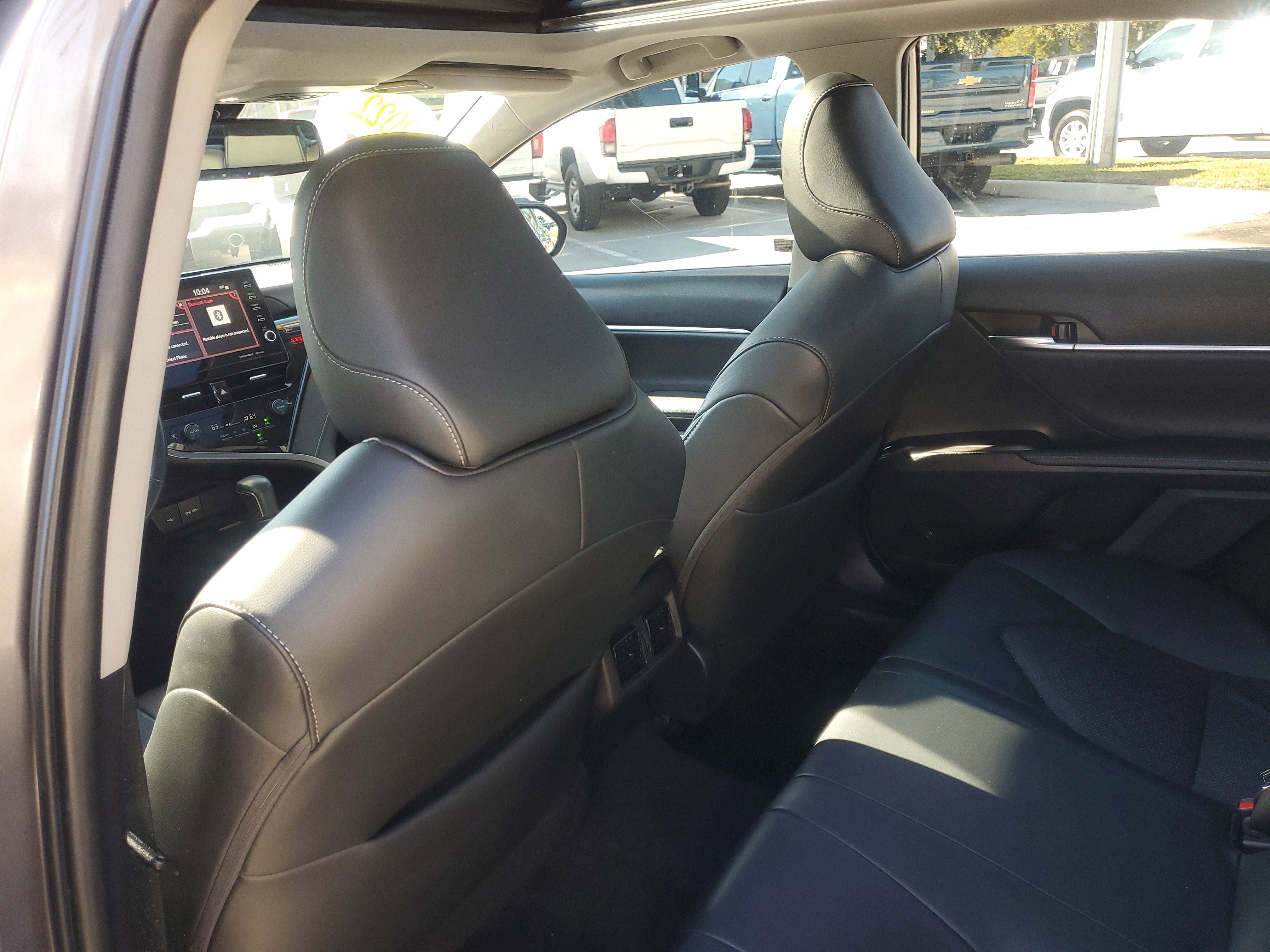 Used 2022 Toyota Camry XSE image 12