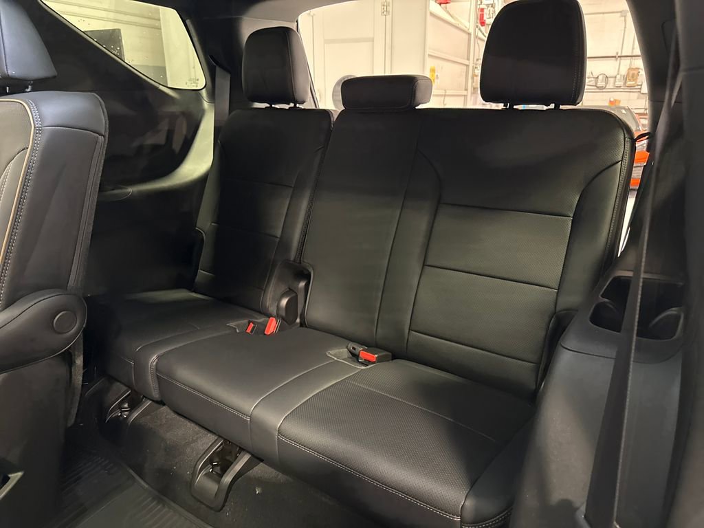 New 2026 Chevrolet Traverse High Country w/ LPO, Floor Liner Package AWD/4WD image 46