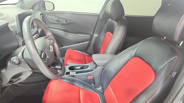 Used 2022 Hyundai Kona N Line w/ Tech Package image 12