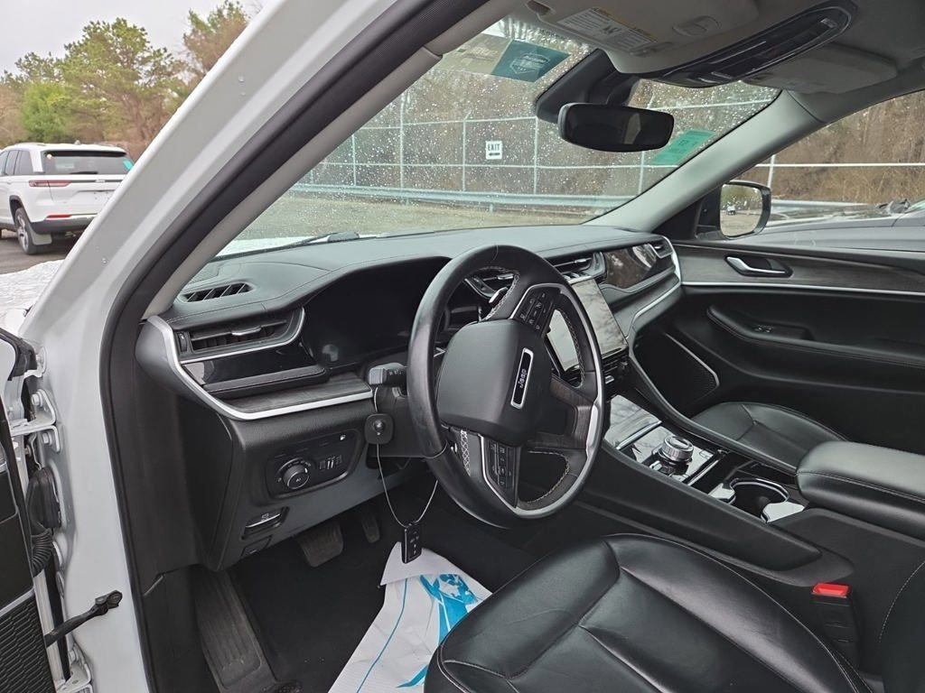 Used 2022 Jeep Grand Cherokee Limited 4xe AWD/4WD image 9